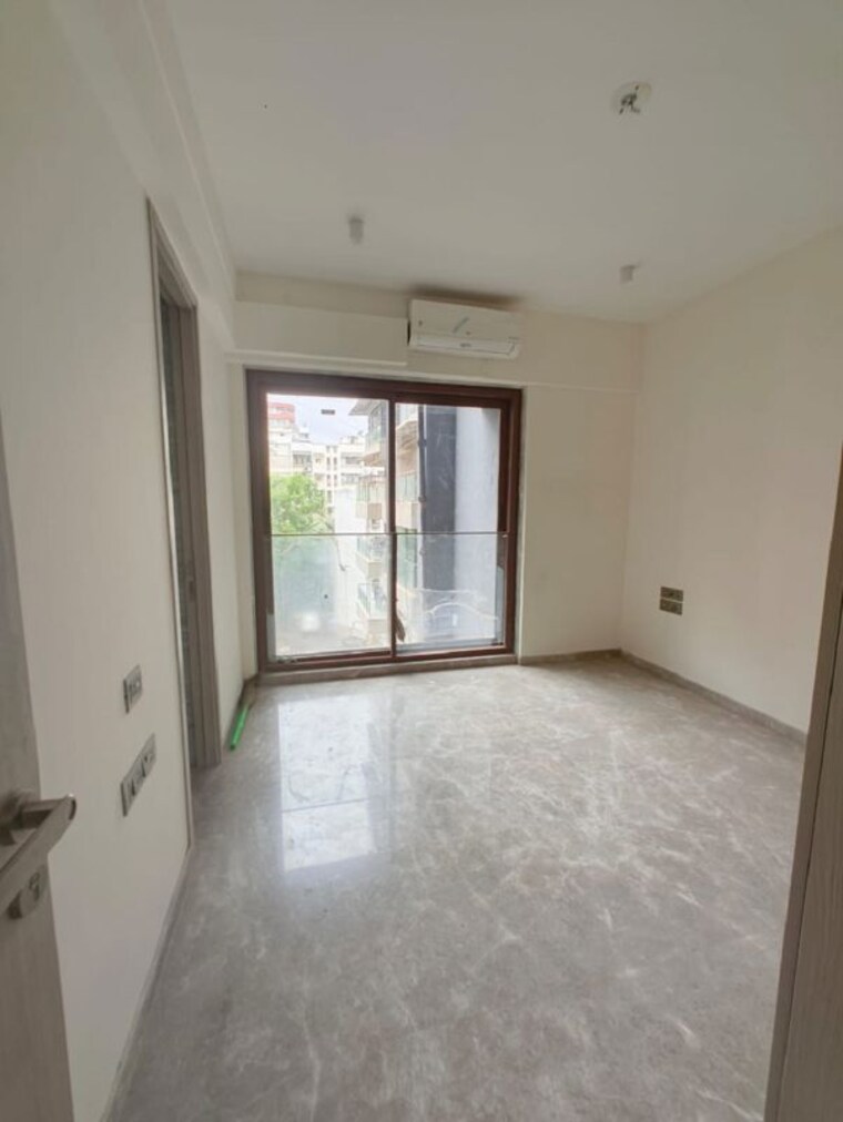 Room, santacruz west 3 Bedroom 1100 Sq.Ft. Apartment In Santacruz West Mumbai 10282585