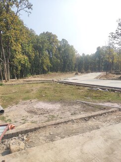Plot For Sale in Pondha