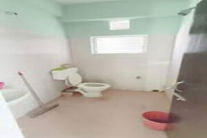 Bathroom in 1 BHK Apartment at Beliaghata – for Rent