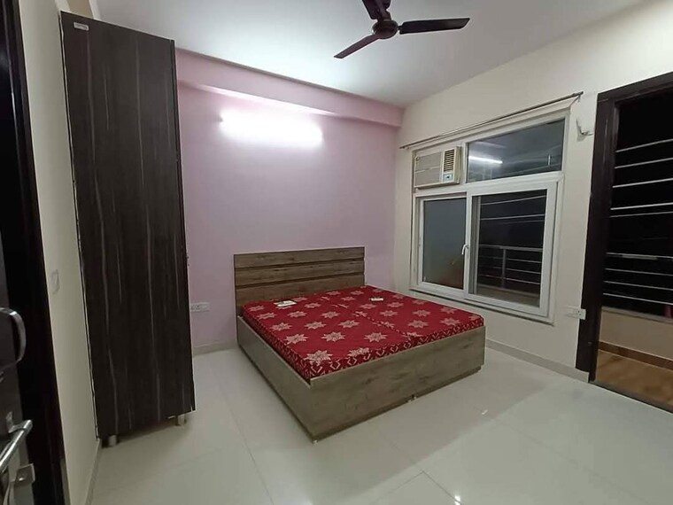 Bedroom, sector 40 2 Bedroom 1450 Sq.Ft. Builder Floor In Sector 40 Gurgaon 10282805