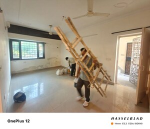 Hall in 3 BHK Apartment at Vasant Kunj – for Rent