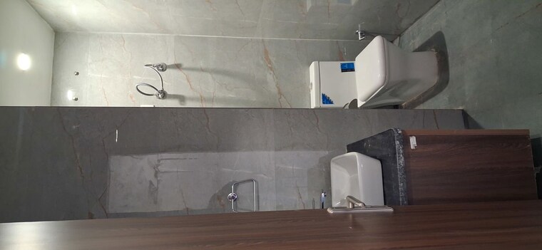 Bathroom, mohyal colony 1 RK 250 Sq.Ft. Builder Floor In Mohyal Colony Gurgaon 10282889