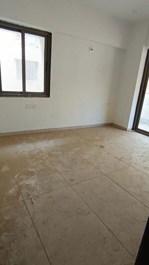 Room in 2 BHK Independent House at Delta I Greater Noida – for Sale