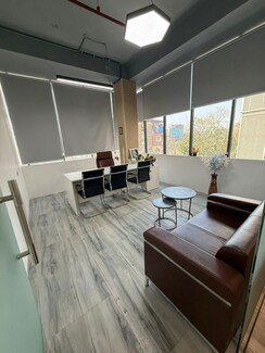Office Space For Rent in Sector 6