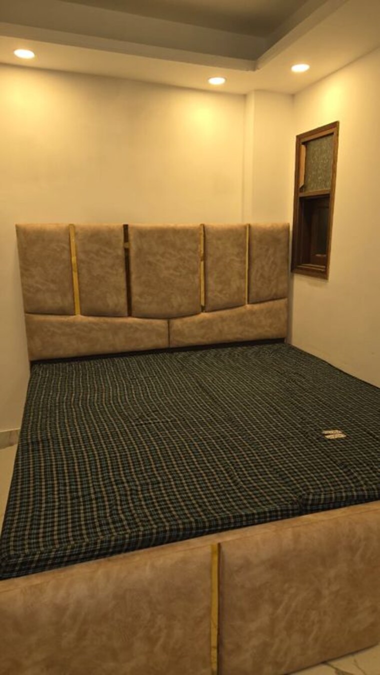 Bedroom, freedom fighters enclave 1 Bedroom 430 Sq.Ft. Apartment In Freedom Fighters Enclave Delhi 10282984