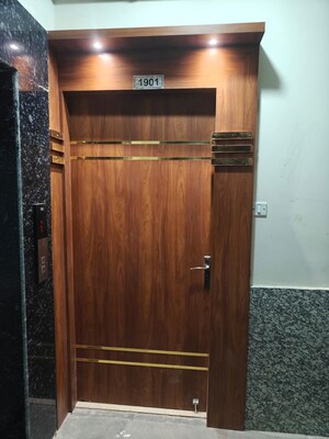 Furnished Amenities in 3 BHK Apartment at Amrapali Crystal Homes, Sector 76 – for Rent