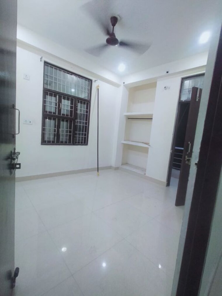 Room, saket 2 Bedroom 850 Sq.Ft. Builder Floor In Saket Delhi 10283078