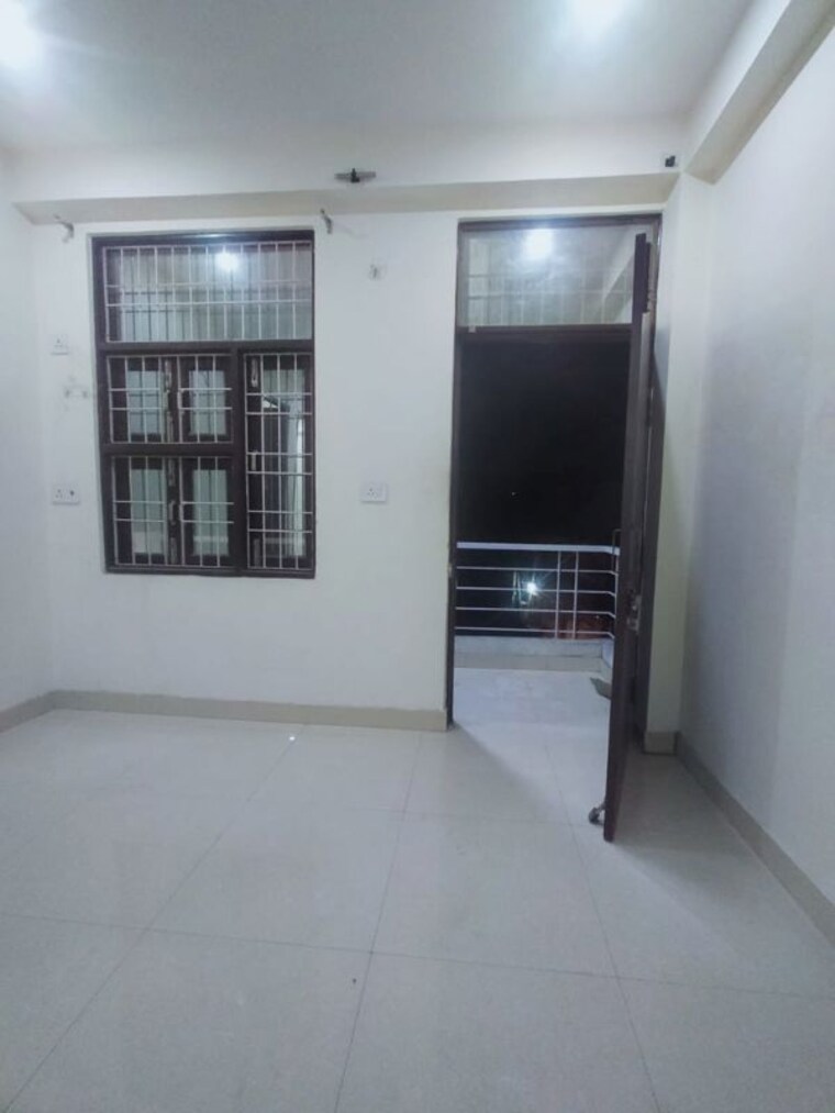 Room, saket 2 Bedroom 850 Sq.Ft. Builder Floor In Saket Delhi 10283078