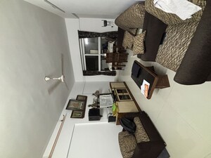 Team Area in 2 BHK Apartment at Darvesh Insignia Landmark, Vile Parle West – for Sale