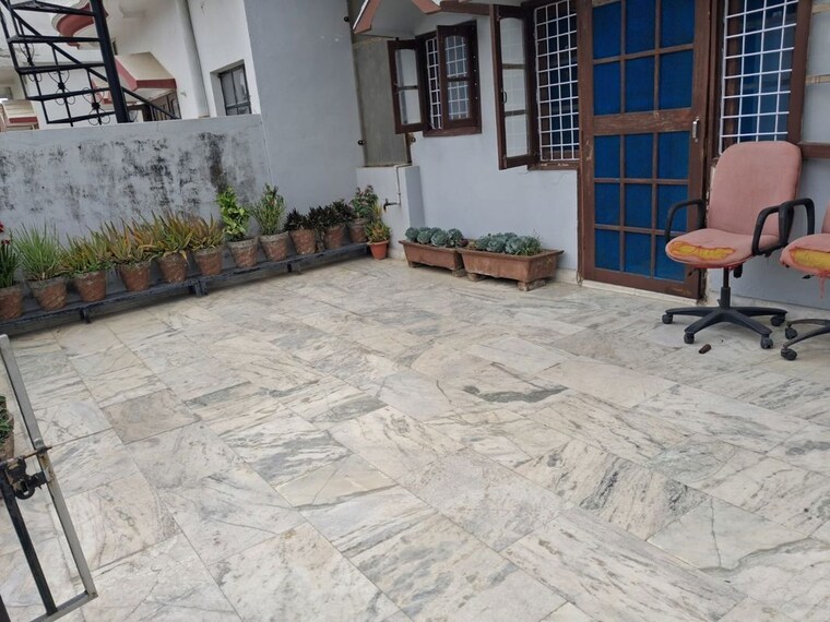  Parking, banjarawala 2 Bedroom 1500 Sq.Ft. Independent House In Banjarawala Dehradun 10283227