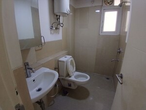 Bathroom in 4 BHK Apartment at Emaar Emerald Floors Premier, Sector 65 – for Sale