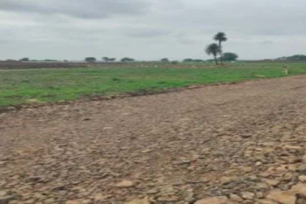 Plot For Sale in Bada Bangarda