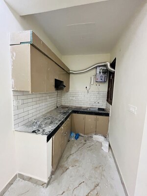 Kitchen in 1 BHK Builder Floor at Sector 73 – for Rent
