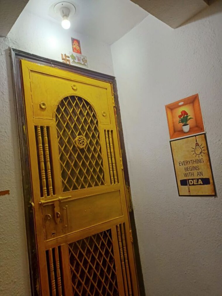 undefined, rajpur 2 Bedroom 85 Sq.Yd. Apartment In Rajpur Delhi 10283500