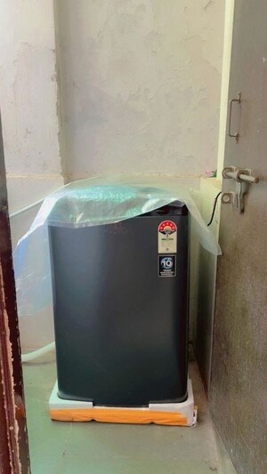 Furnished Amenities in 2 BHK Apartment at Sargasan – for Rent