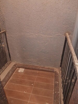 Furnished Amenities in 2 BHK Apartment at Ani Apartment Santacruz East, Santacruz East – for Rent