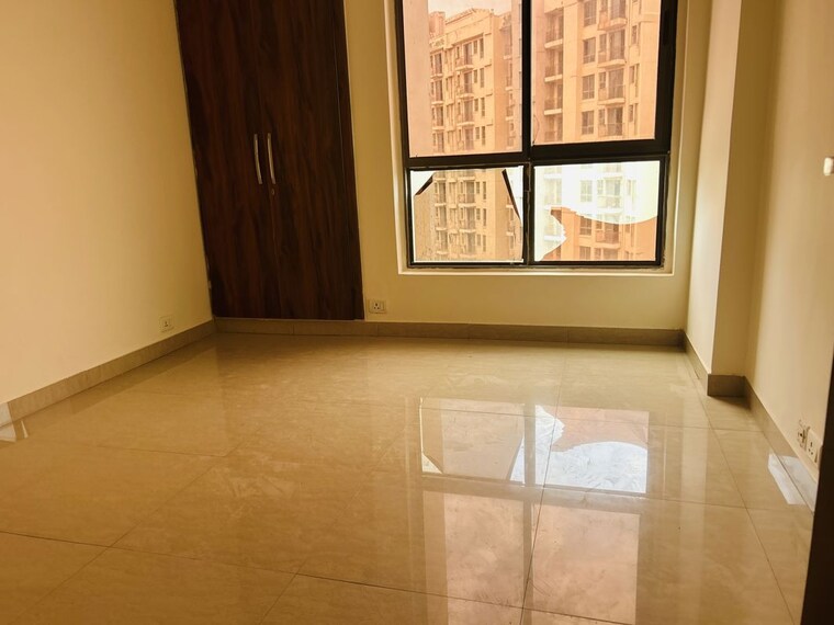 Room, unitech-the-residences-gurgaon 3.5 Bedroom 1570 Sq.Ft. Apartment In Sector 33 Gurgaon 10283842