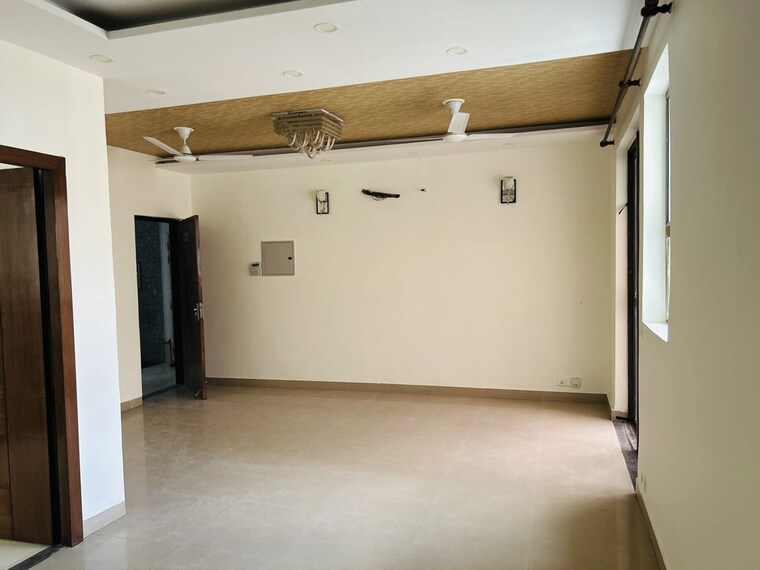 Room, unitech-the-residences-gurgaon 3.5 Bedroom 1570 Sq.Ft. Apartment In Sector 33 Gurgaon 10283842