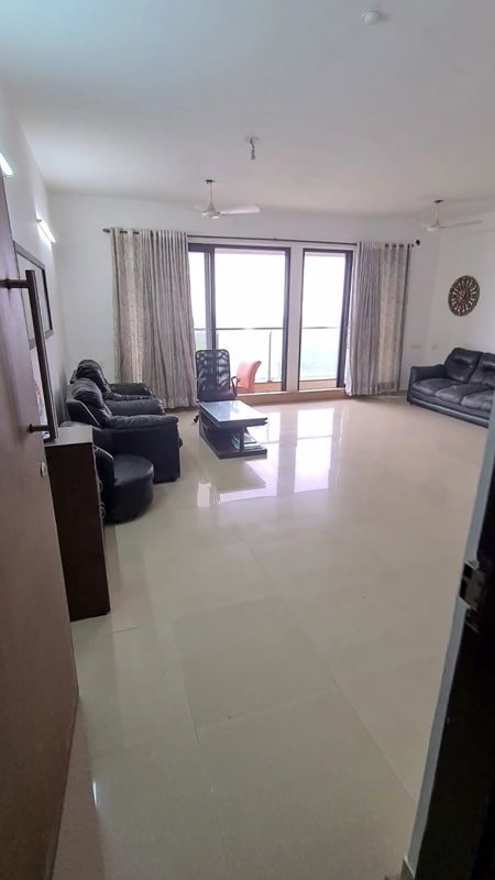2.5 BHK Apartment For Rent in Rustomjee Elanza