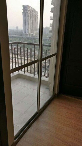 2 BHK 1080 Sq.Ft. Apartment in Aims Golf Avenue II