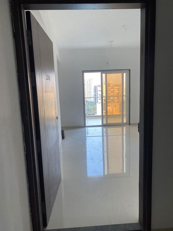 2 BHK + Basement Apartment For Sale in Abhinav Pebbles Urbania