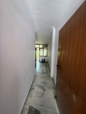 1 BHK Builder Floor – Entrance View at Kalkaji - for Rent