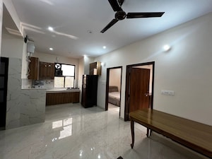 Living Room in 3 BHK Builder Floor at Sector 40 – for Rent