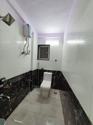 Bathroom in 2 BHK Apartment at Kharghar – for Rent