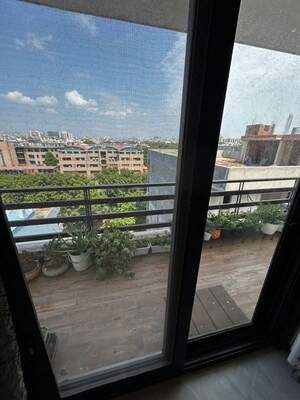 Balcony in 1 BHK Builder Floor at Sector 45 – for Rent