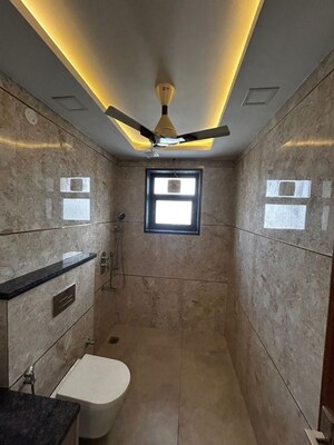 Building Lobby in 1 BHK Builder Floor at Sector 45 – for Rent