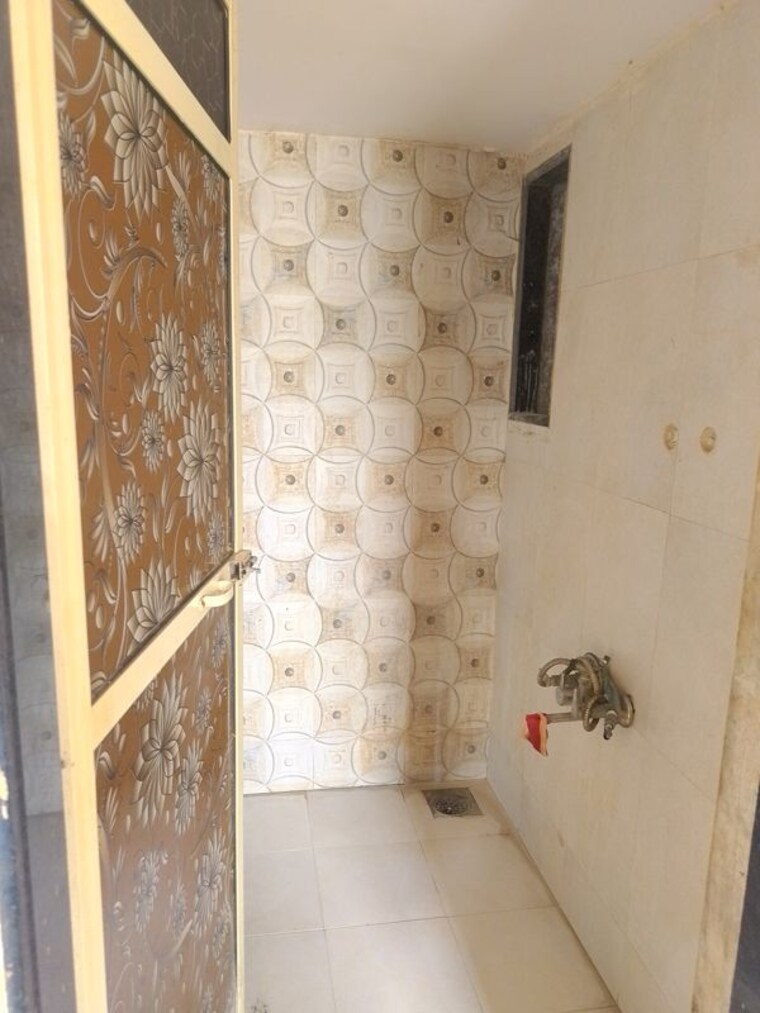 Bathroom, dreams-nirman 1 Bedroom 610 Sq.Ft. Apartment In Nalasopara West Palghar 10283964