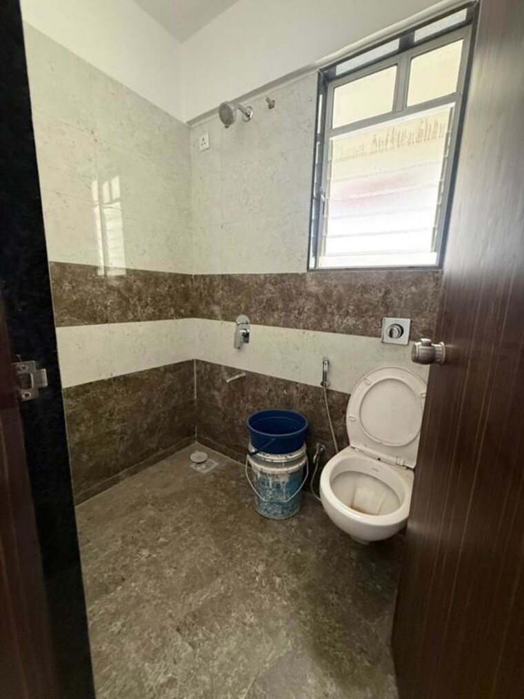 Bathroom, goyal-my-home-mh-14 3 Bedroom 993 Sq.Ft. Apartment In Punawale Pune 10283974