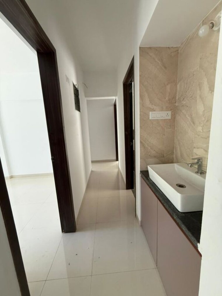 Nearby, goyal-my-home-mh-14 3 Bedroom 993 Sq.Ft. Apartment In Punawale Pune 10283974