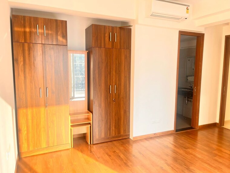 Room, mahagun-mezzaria 3.5 Bedroom 2500 Sq.Ft. Apartment In Sector 78 Noida 10283991