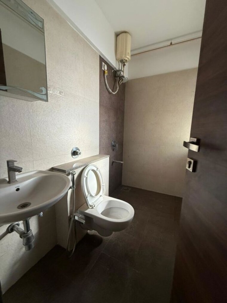 Bathroom, siddhashila-eela 2 Bedroom 1130 Sq.Ft. Apartment In Punawale Pune 10283987