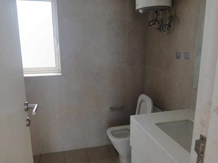 Bathroom, ireo-the-corridors 2 Bedroom 1296 Sq.Ft. Apartment In Sector 67a Gurgaon 10284013