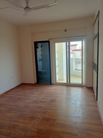 3.5 BHK + Pooja Room,Servant Room,Study Room 2400 Sq.Ft. Apartment in Gaur Saundaryam