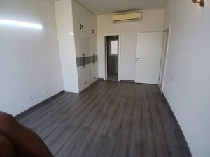 Room in 2 BHK Apartment at Ireo The Corridors, Sector 67a – for Rent