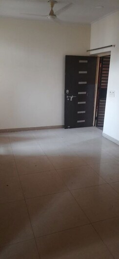 2 BHK Apartment For Rent in Gaur City 5th Avenue