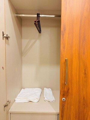 Bathroom in 1 BHK Builder Floor at Sector 39 – for Rent