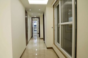 3 BHK Builder Floor – Entrance View at Sarvapriya Vihar - for Rent