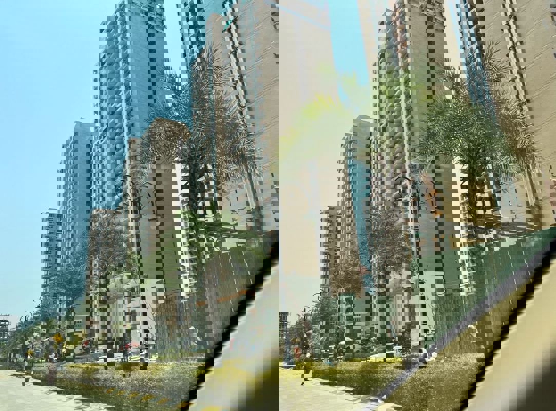 3 BHK + Servant Room 1775 Sq.Ft. Apartment in Rishita Manhattan