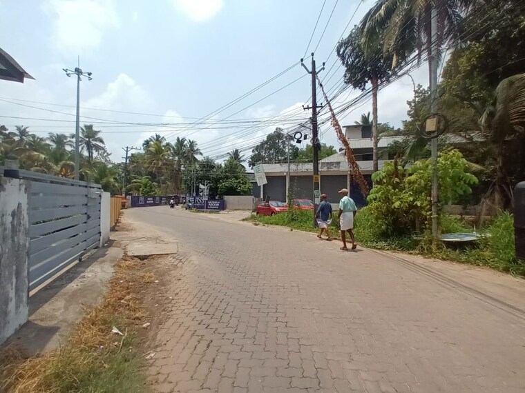 Exterior View, kundanoor Commercial Warehouse 1200 Sq.Ft. In Kundanoor Kochi 10284080