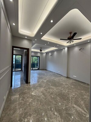 3 BHK Builder Floor For Rent in Shivalik Colony