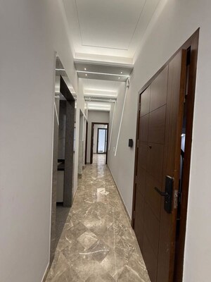 Building Lobby in 3 BHK Builder Floor at Shivalik Colony – for Rent