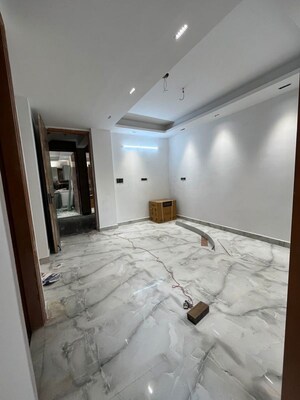 2 BHK Apartment For Rent in Chattarpur