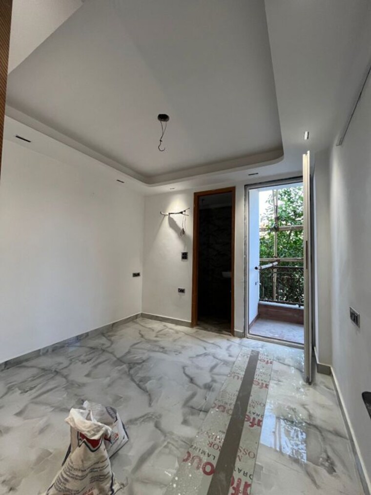 Room, chattarpur 2 Bedroom 85 Sq.Yd. Apartment In Chattarpur Delhi 10284102