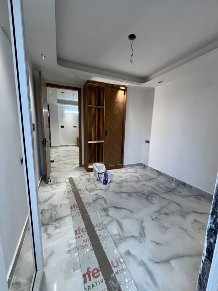 Room, chattarpur 2 Bedroom 85 Sq.Yd. Apartment In Chattarpur Delhi 10284102