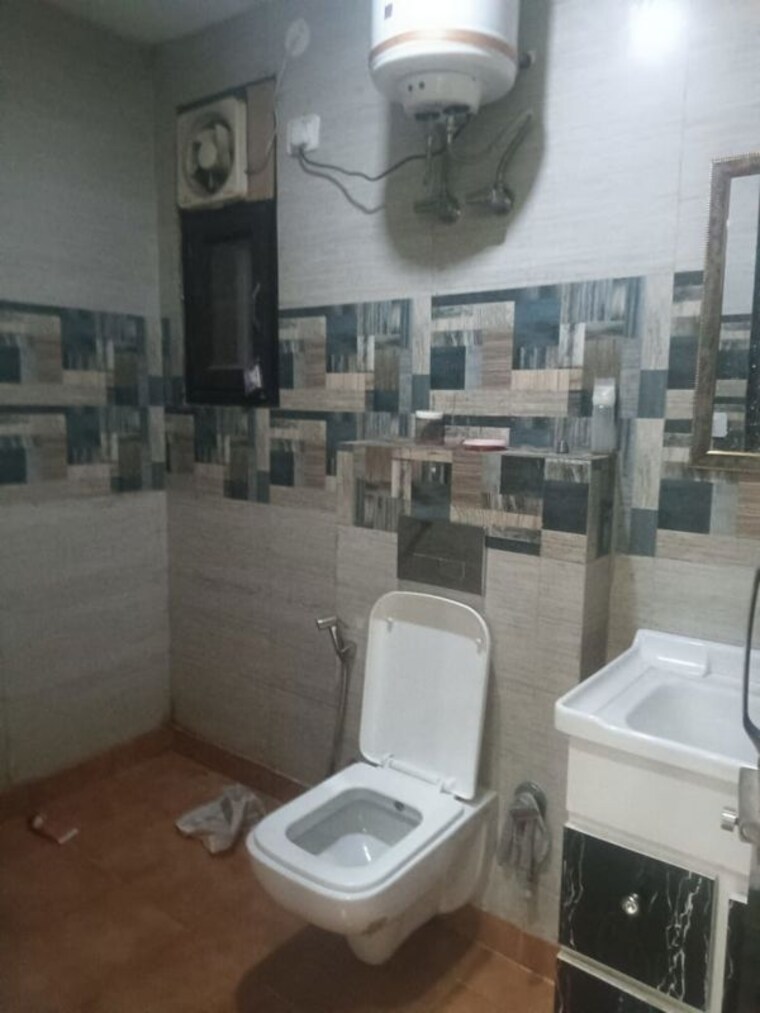Team Area, sector 40 3 Bedroom 2199 Sq.Ft. Builder Floor In Sector 40 Gurgaon 10284100
