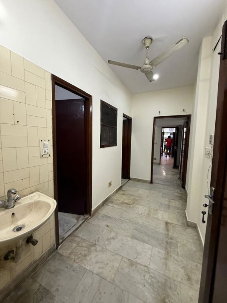 Entrance, kalkaji 2 Bedroom 900 Sq.Ft. Builder Floor In Kalkaji Delhi 10284135